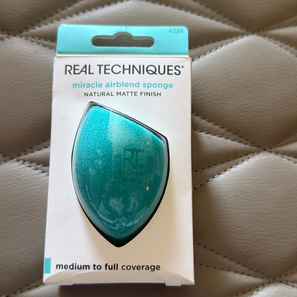 Lot of 3 beauty items all new in packages